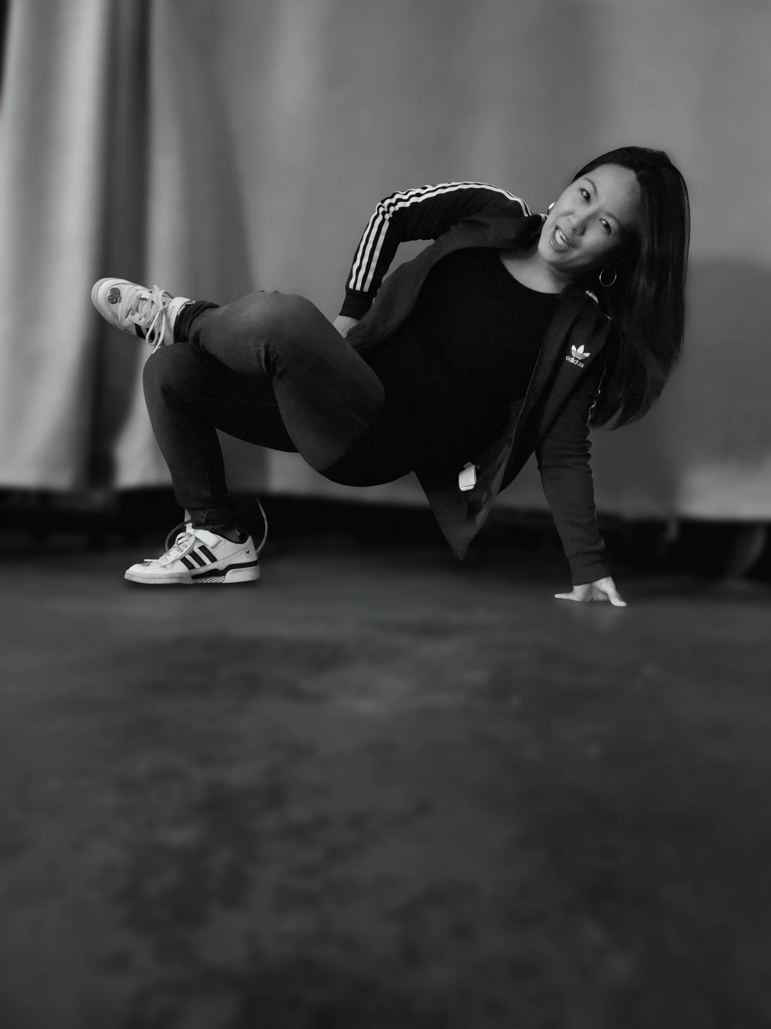 Eizel - Bgirl Zoul portrait